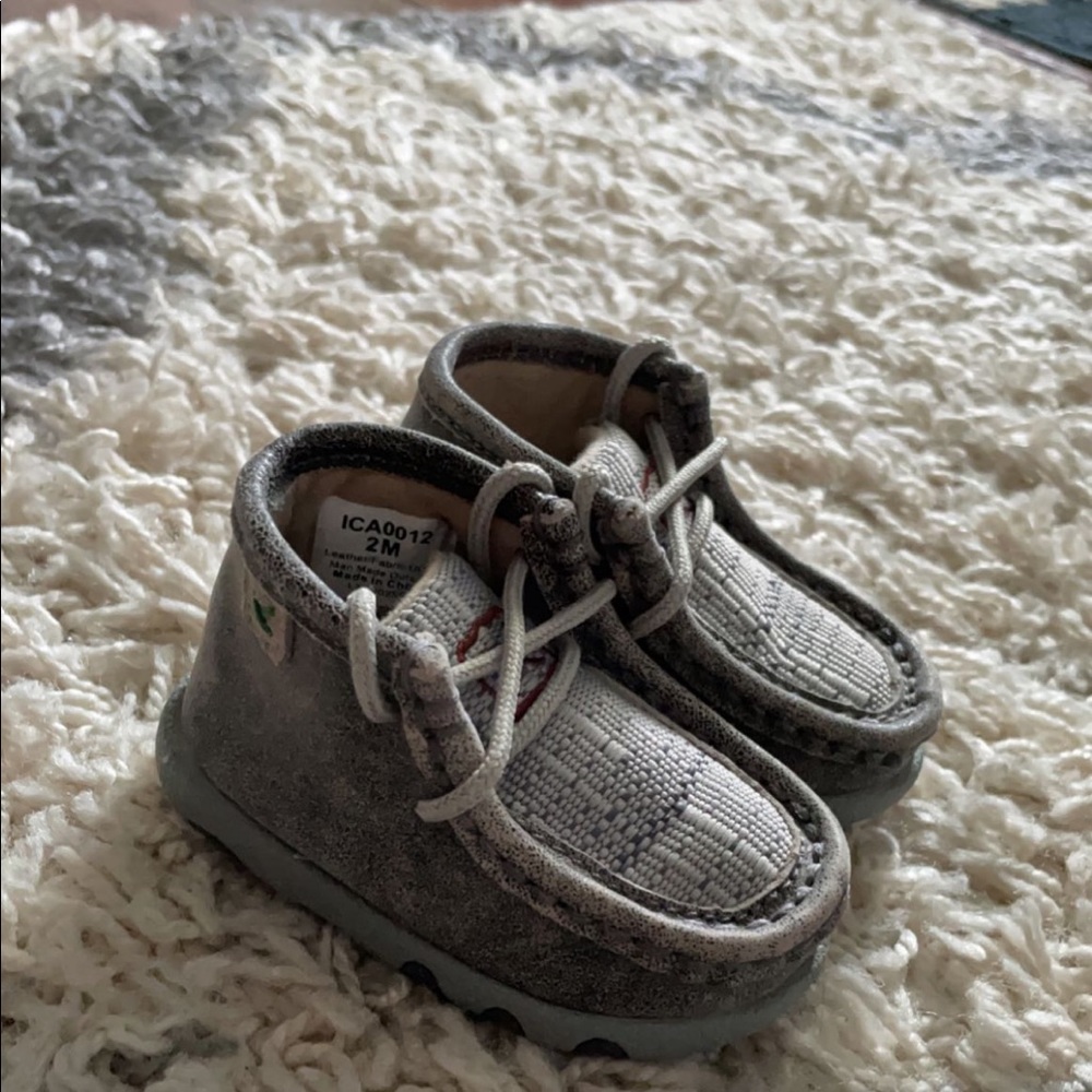 Baby shoes